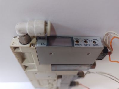 Van hút chân không smc ZQ1051U-A15L0Z-X101, Van hút chân không ZQ1051U-A15LOZ-X101 điện áp 24vdc 